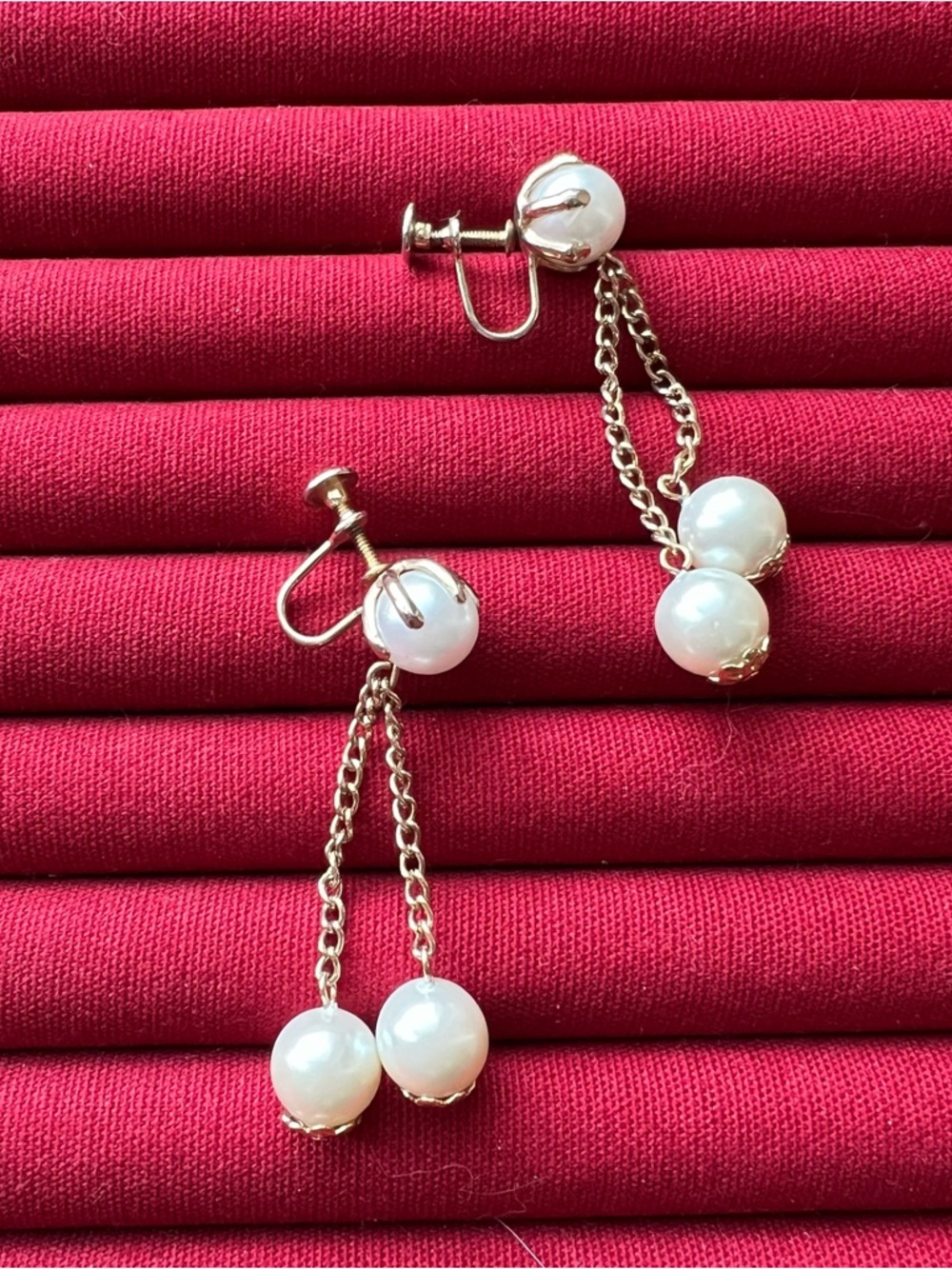Elegant Gold-Tone Pearl Drop Clip-On Earrings - White